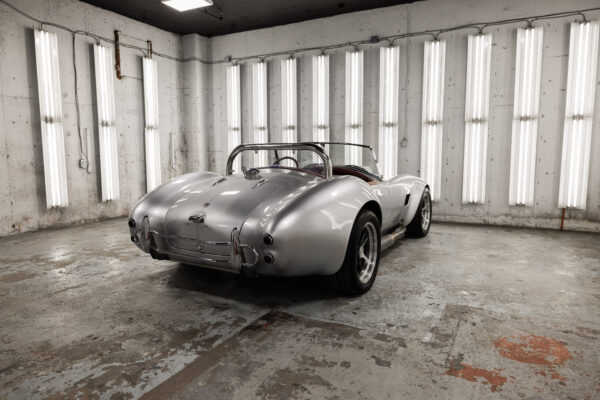 Shelby Cobra - Image 30