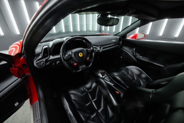 2010 Ferrari 458 - Image 18