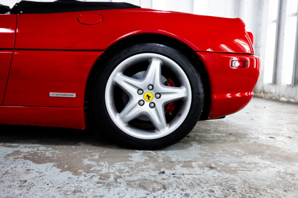 1999 Ferrari 355  F1 Spider - Image 40