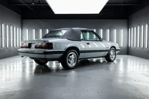 1992 Ford Mustang - Image 8