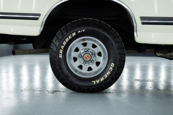 1971 Ford Bronco - Image 11