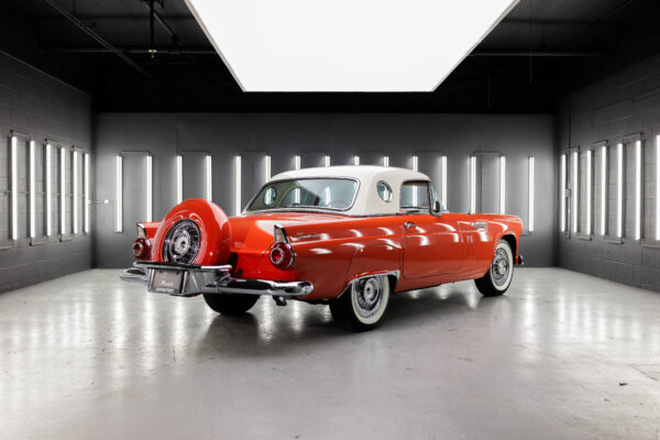 1956 ford Thunderbird - Image 18