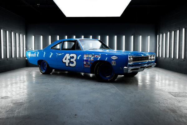 1969  Plymouth Roadrunner (Petty's Roadrunner) - Image 33