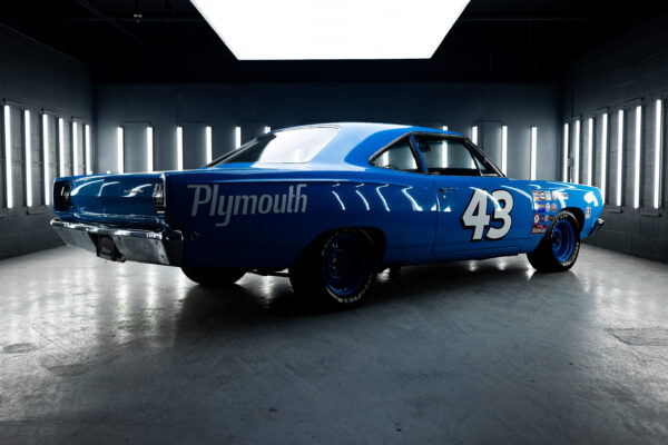 1969  Plymouth Roadrunner (Petty's Roadrunner) - Image 4