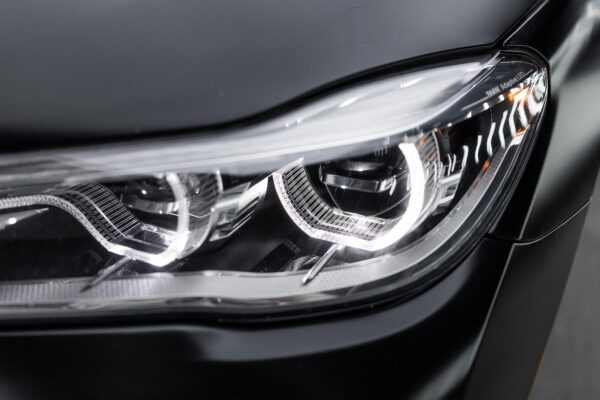 2018 BMW 7 Series - Image 5