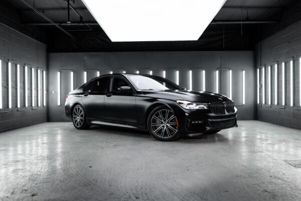 2018 BMW 7 Series - Image 4