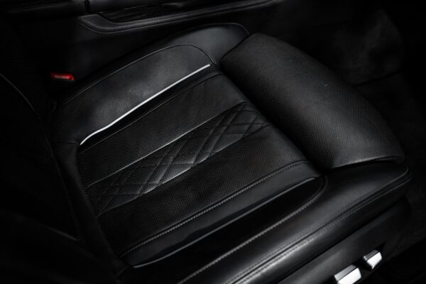 2018 BMW 7 Series - Image 43