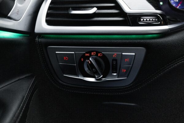 2018 BMW 7 Series - Image 31