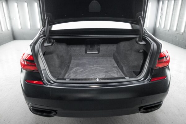 2018 BMW 7 Series - Image 66