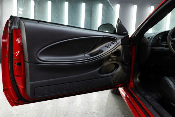 2003 Ford Mustang Mach 1 - Image 28