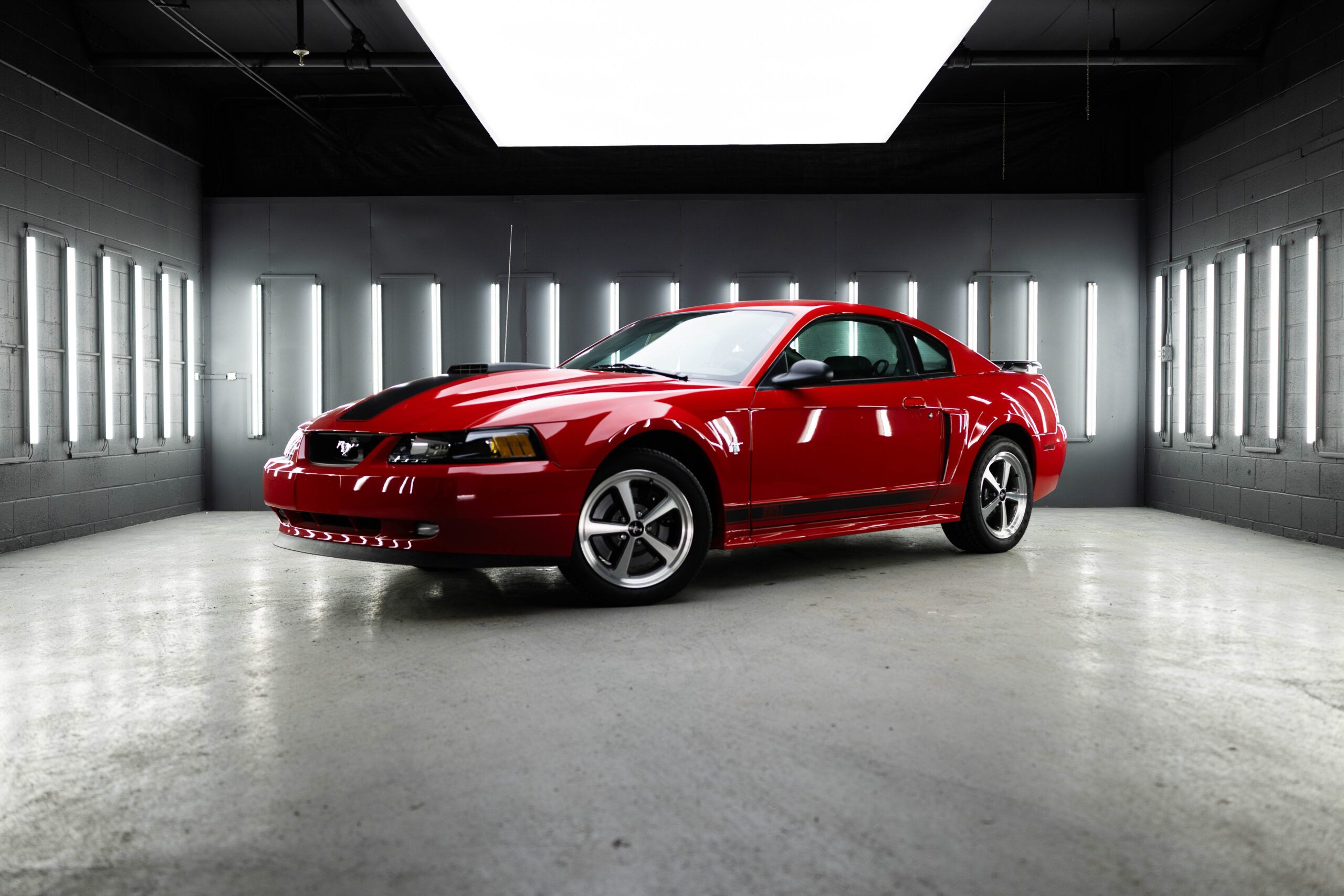 2003 Ford Mustang Mach 1